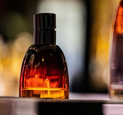 Yves Saint Laurent Black Opium